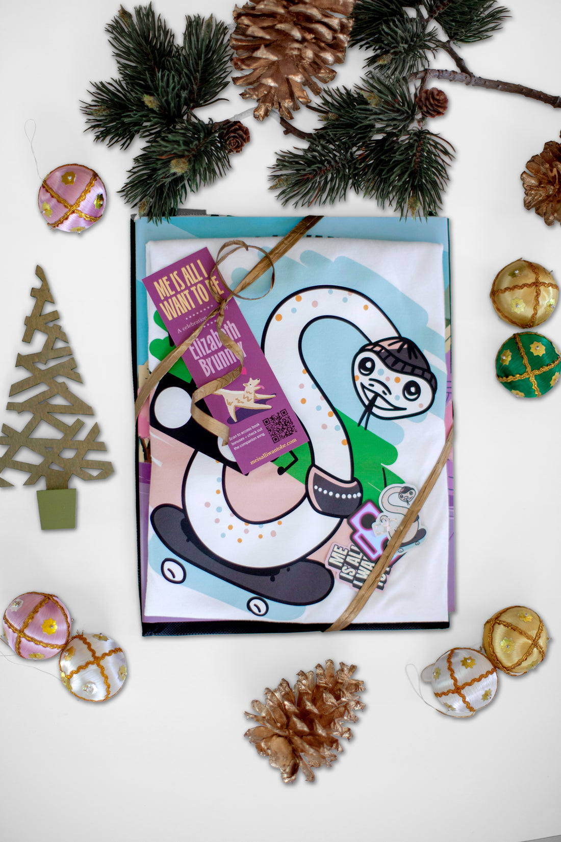 Me Is All I Want To Be  + Snake Tee Bundle