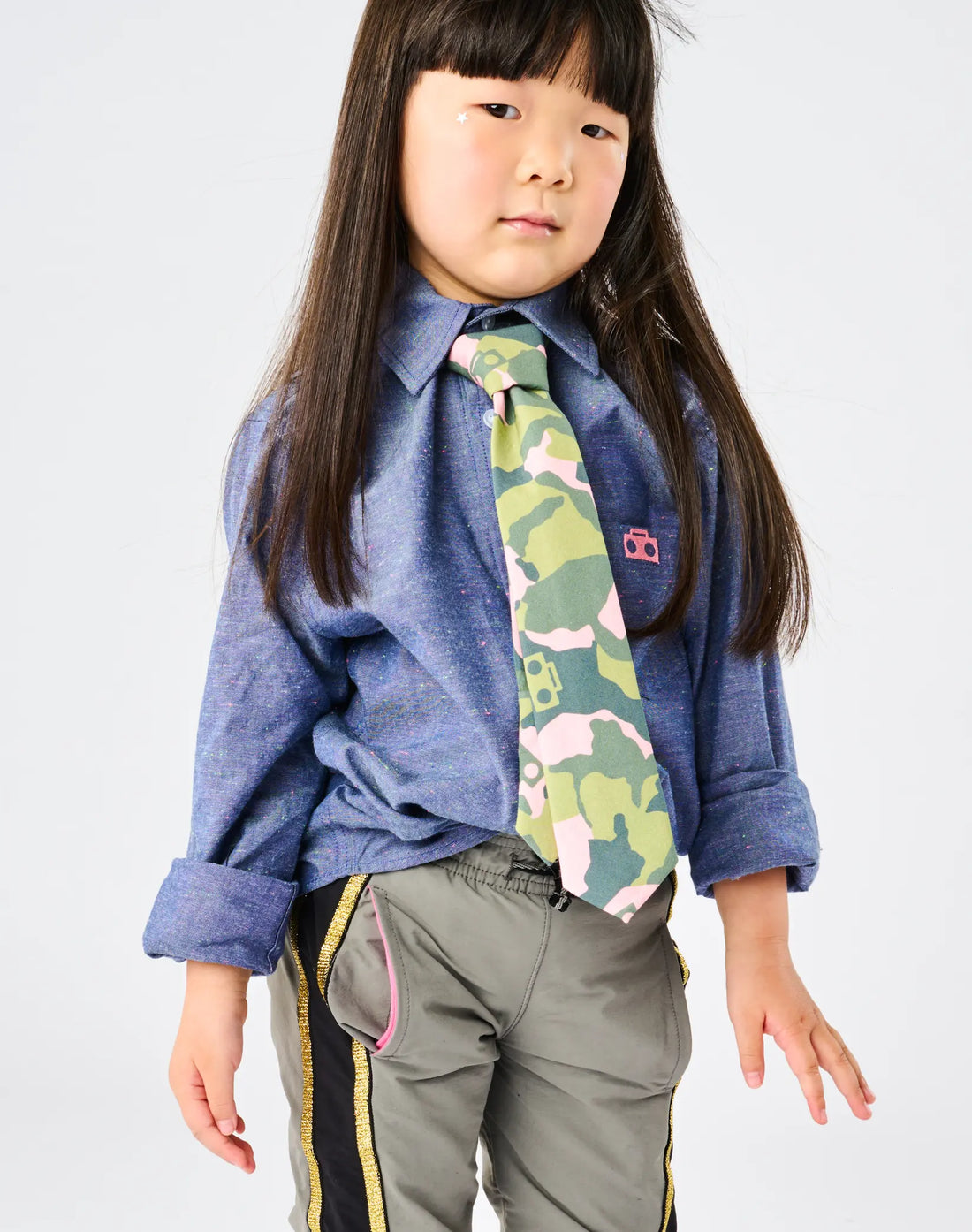 Stereotype Kids Zip Camo Tie and chambray zip shirt full look showing pink boombox pocket patch and adjustable zipper tie